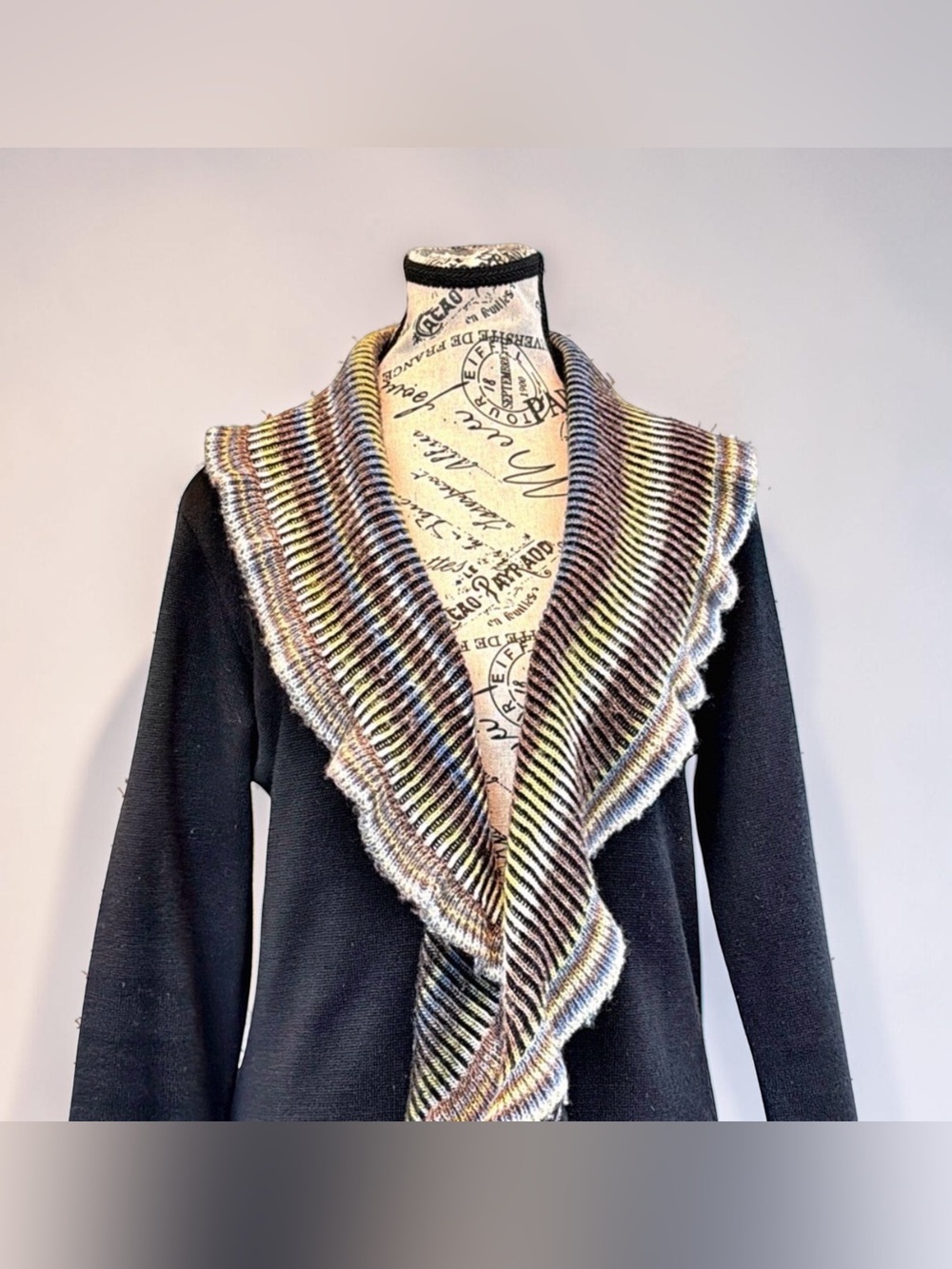 ANGEN Merino Wool Ruffle Shawl Collar Cardigan | Small | Multicolor Trim | Italy - Picture 5 of 14